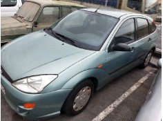ford focus berlina (cak) del año 2000