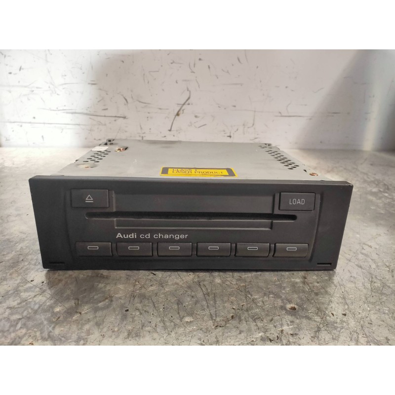 Recambio de sistema audio / radio cd para audi a3 (8p) 2.0 tdi ambiente referencia OEM IAM 8E0035111 CXCA1090L 