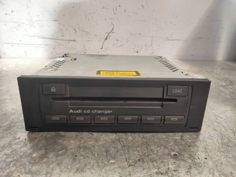 Recambio de sistema audio / radio cd para audi a3 (8p) 2.0 tdi ambiente referencia OEM IAM 8E0035111 CXCA1090L 