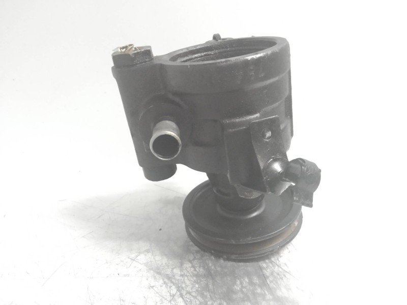 Recambio de bomba direccion para peugeot 605 referencia OEM IAM   