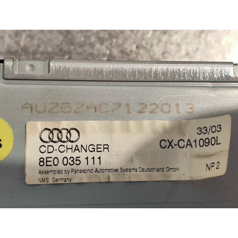 Recambio de sistema audio / radio cd para audi a3 (8p) 2.0 tdi ambiente referencia OEM IAM 8E0035111 CXCA1090L 