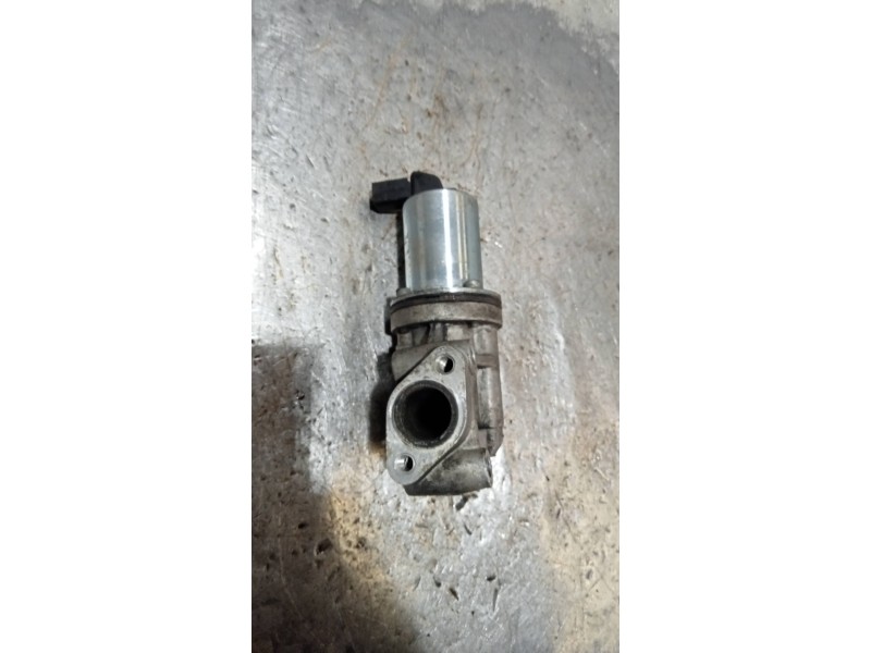 Recambio de valvula egr para hyundai accent (mc) gl crdi referencia OEM IAM 284102A120  