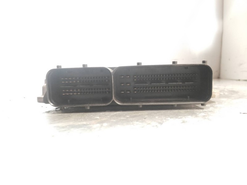 Recambio de centralita motor uce para audi a3 (8p) 2.0 tdi ambiente referencia OEM IAM 0281011364 03G906016G BOSCH