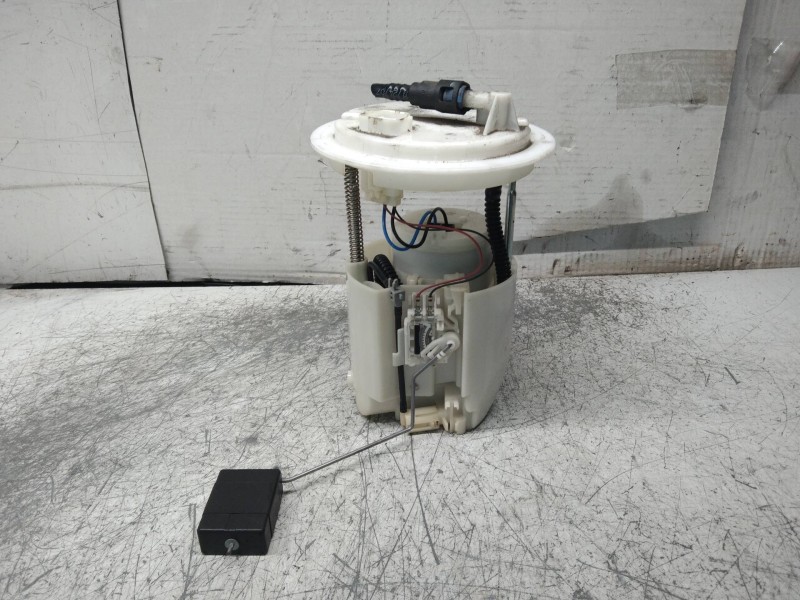 Recambio de bomba combustible para dodge caliber se referencia OEM IAM   