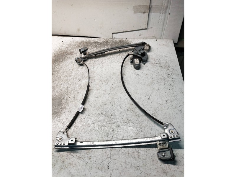 Recambio de elevalunas delantero derecho para mg rover serie 75 (rj) 2.0 cdt classic referencia OEM IAM 400684T1  4P