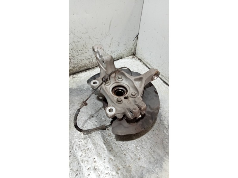Recambio de mangueta delantera derecha para ford s-max titanium 4x4 referencia OEM IAM   