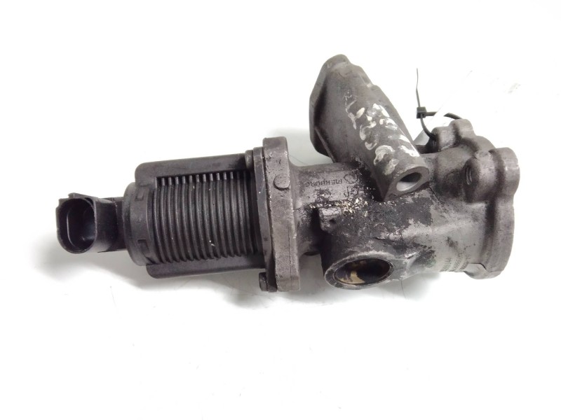 Recambio de valvula egr para opel corsa c blue line referencia OEM IAM 55201144  