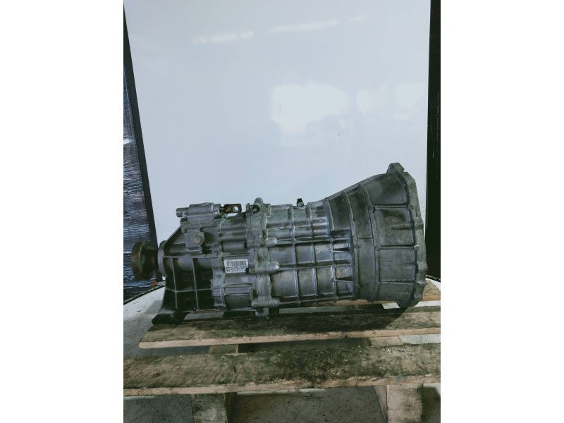 Recambio de caja cambios para ssangyong rodius xdi trend referencia OEM IAM G3102021111 MAD2100 800067 2WD DMF CSC