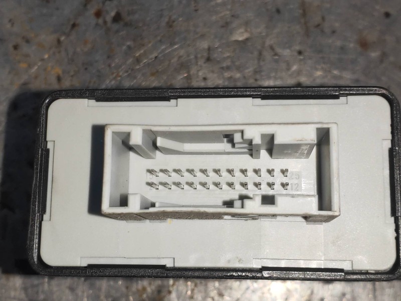 Recambio de modulo electronico para audi a5 coupe (8t) 2.7 tdi referencia OEM IAM 8K0907357A  