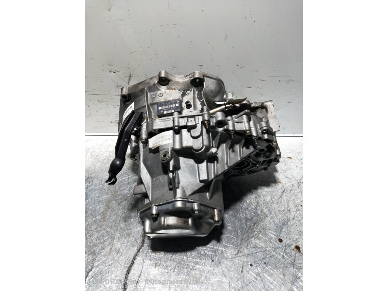 Recambio de caja cambios para saab 900 berlina 2.5 cat referencia OEM IAM FM51602 S16441 J62389