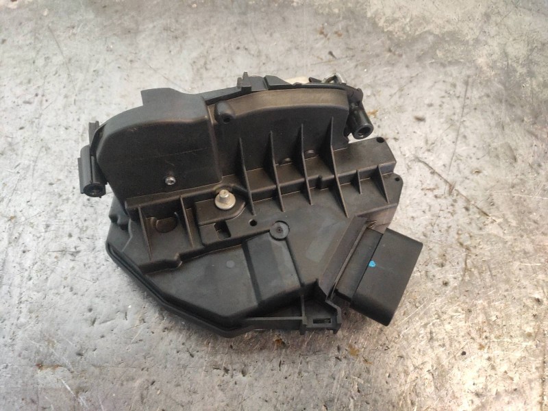 Recambio de motor cierre centralizado delantero izquierdo para ford kuga (cbs) 2.0 tdci cat referencia OEM IAM BM5AA21813AH 9217