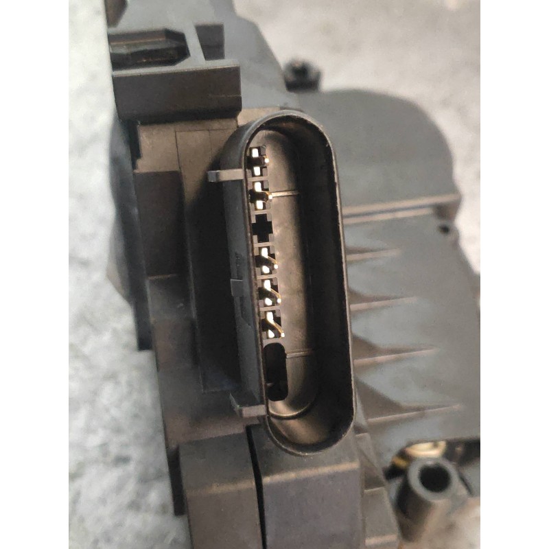 Recambio de motor cierre centralizado delantero izquierdo para ford kuga (cbs) 2.0 tdci cat referencia OEM IAM BM5AA21813AH 9217