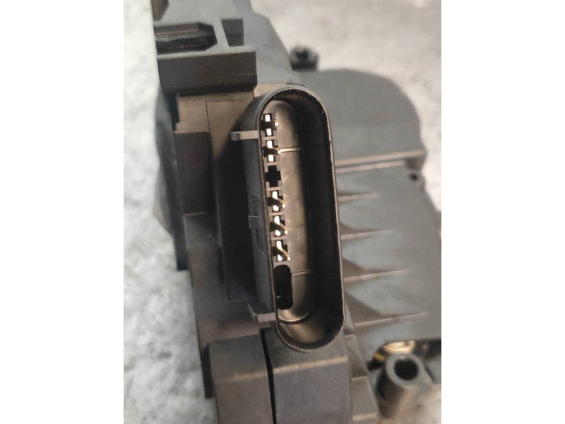 Recambio de motor cierre centralizado delantero izquierdo para ford kuga (cbs) 2.0 tdci cat referencia OEM IAM BM5AA21813AH 9217