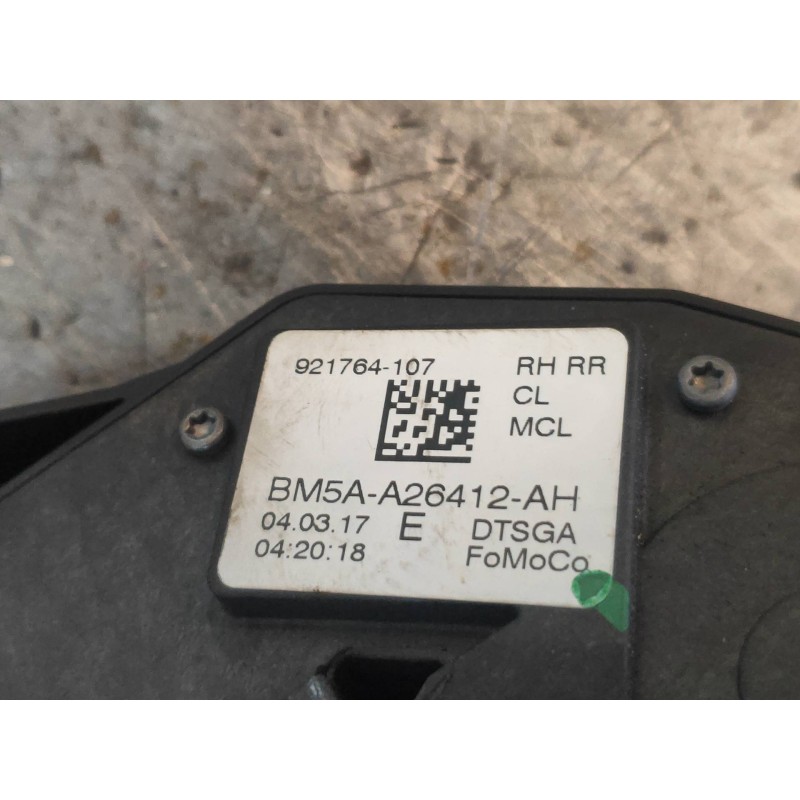 Recambio de motor cierre centralizado trasero derecho para ford kuga (cbs) 2.0 tdci cat referencia OEM IAM BM5AA26412AH 92176410