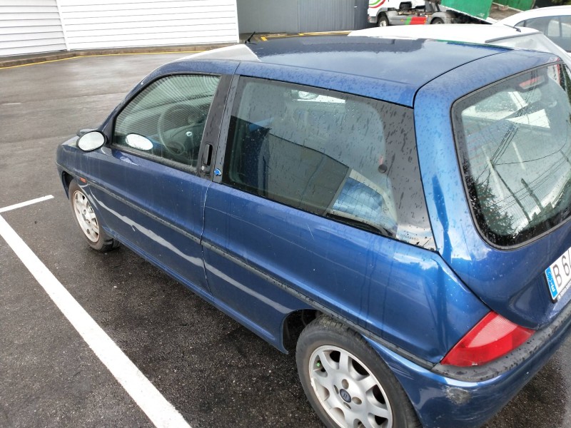 lancia lancia y del año 1999