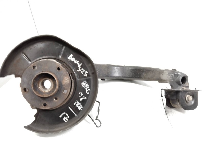 Recambio de mangueta trasera izquierda para bmw serie 3 berlina (e46) 325i referencia OEM IAM    Recambio de mangueta trasera izquierda para bmw serie 3 berlina (e46) 325i referencia OEM IAM