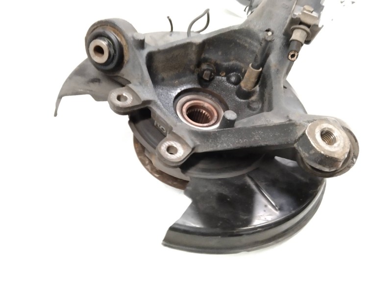 Recambio de mangueta trasera izquierda para bmw serie 3 berlina (e46) 325i referencia OEM IAM    Recambio de mangueta trasera izquierda para bmw serie 3 berlina (e46) 325i referencia OEM IAM