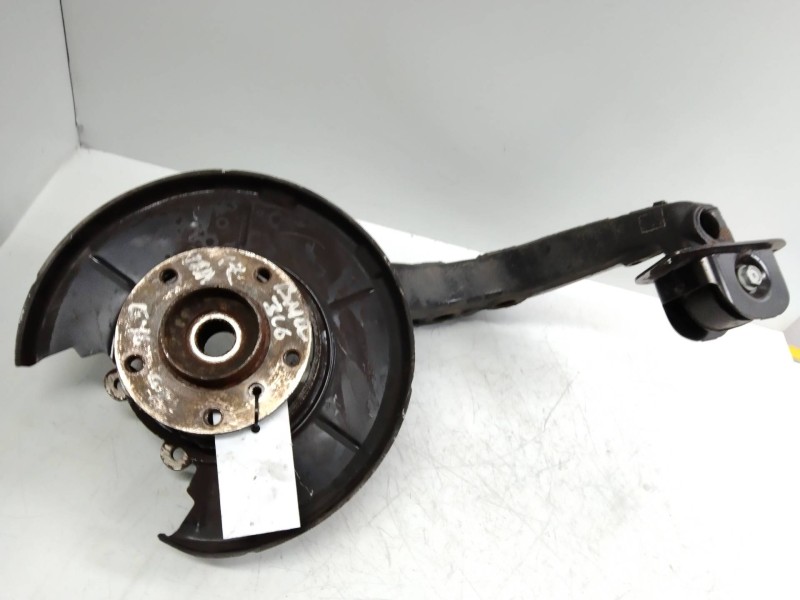 Recambio de mangueta trasera izquierda para bmw serie 3 compact (e46) 316ti referencia OEM IAM   