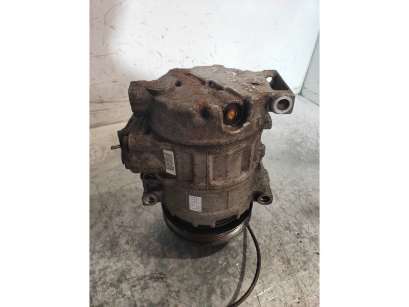 Recambio de compresor aire acondicionado para audi allroad quattro (4b5) 2.5 tdi (132kw) referencia OEM IAM 4472208144 4B0260805