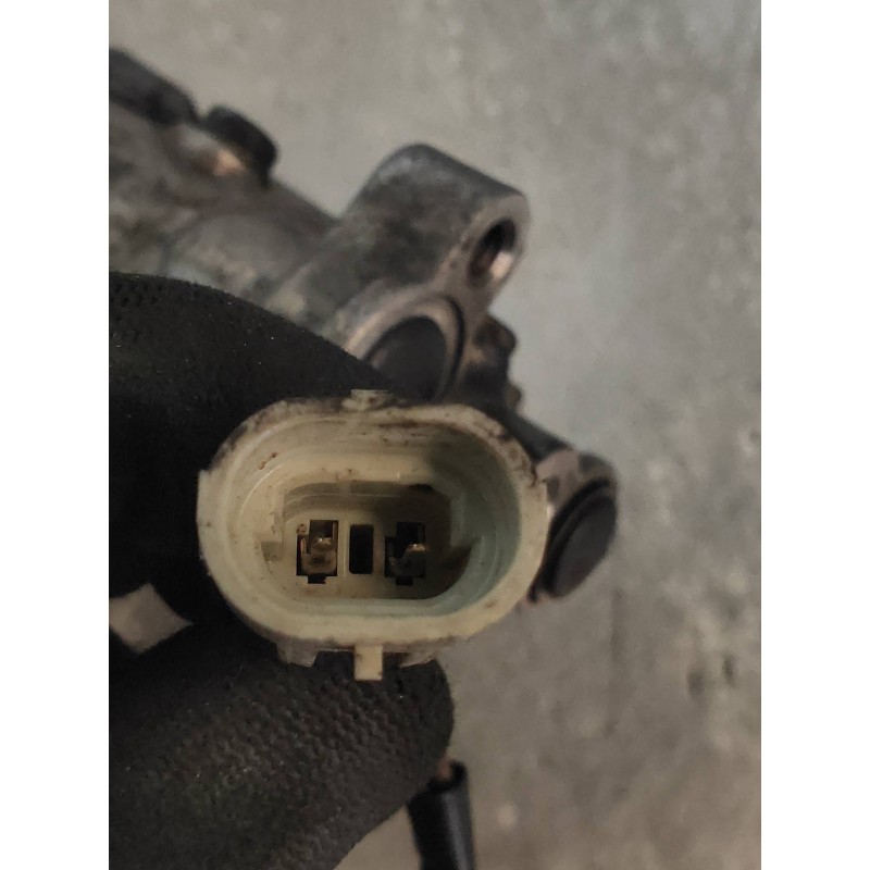 Recambio de compresor aire acondicionado para opel combo (corsa c) familiar referencia OEM IAM SD6V101513F 13197538 SANDEN