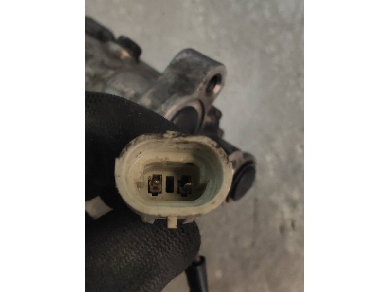 Recambio de compresor aire acondicionado para opel combo (corsa c) familiar referencia OEM IAM SD6V101513F 13197538 SANDEN