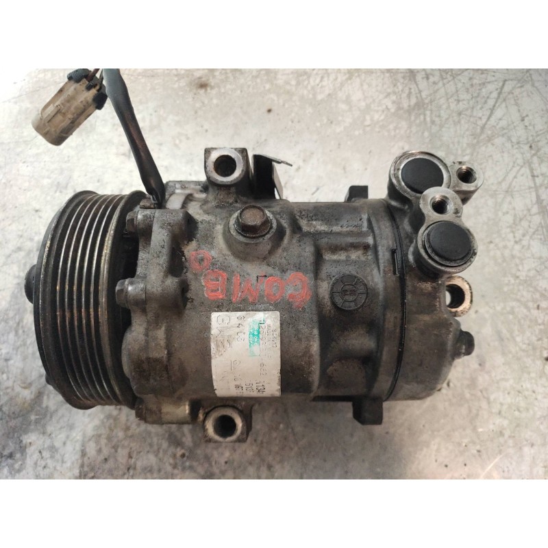 Recambio de compresor aire acondicionado para opel combo (corsa c) familiar referencia OEM IAM SD6V101513F 13197538 SANDEN