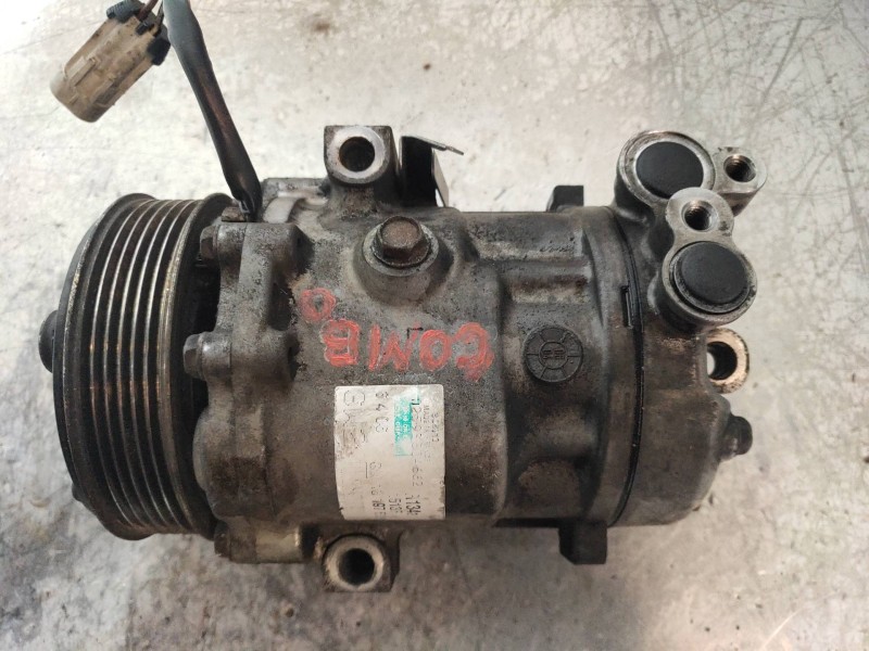 Recambio de compresor aire acondicionado para opel combo (corsa c) familiar referencia OEM IAM SD6V101513F 13197538 SANDEN