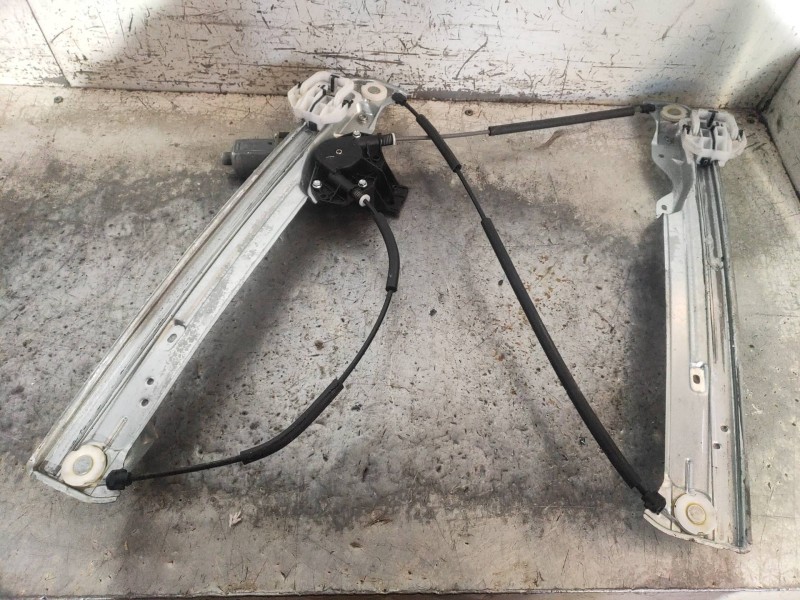 Recambio de elevalunas delantero izquierdo para ford kuga (cbs) 2.0 tdci cat referencia OEM IAM   