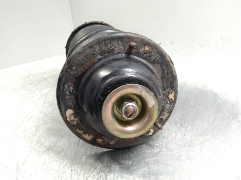 Recambio de amortiguador delantero izquierdo para renault trafic 2.1 diesel referencia OEM IAM   