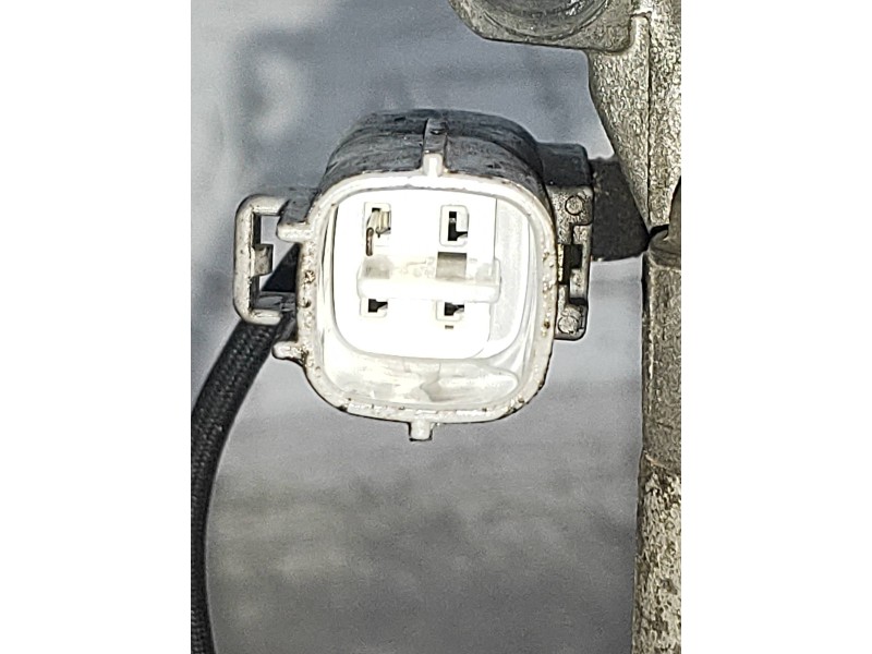 Recambio de compresor aire acondicionado para toyota corolla (e12) 2.0 d-4d linea luna berlina referencia OEM IAM 4472607100 05E