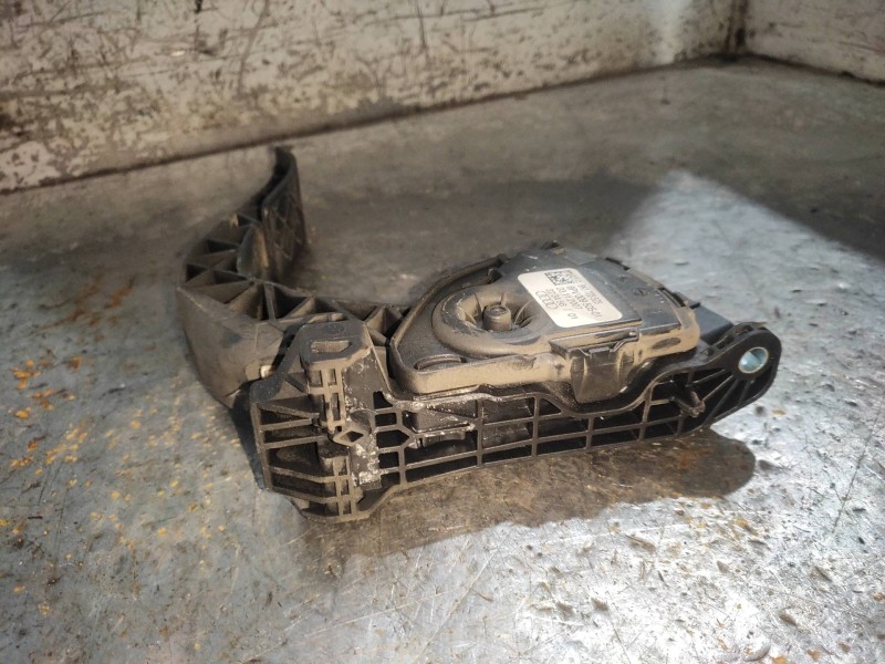 Recambio de potenciometro pedal para audi a5 coupe (8t) 2.7 tdi referencia OEM IAM 8K1723523 6PV00950501 