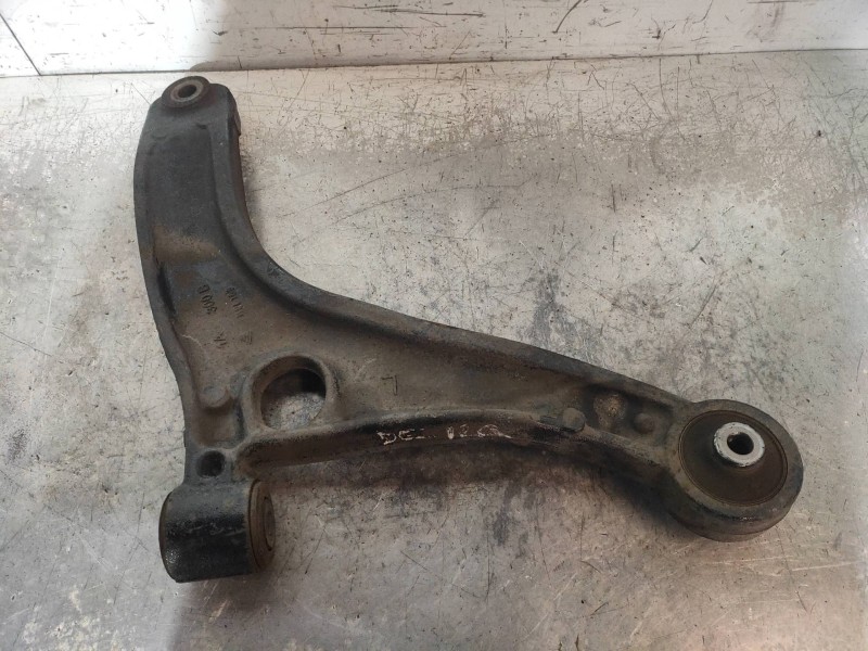 Recambio de brazo suspension inferior delantero izquierdo para renault master kombi l1h1 3,0t referencia OEM IAM   