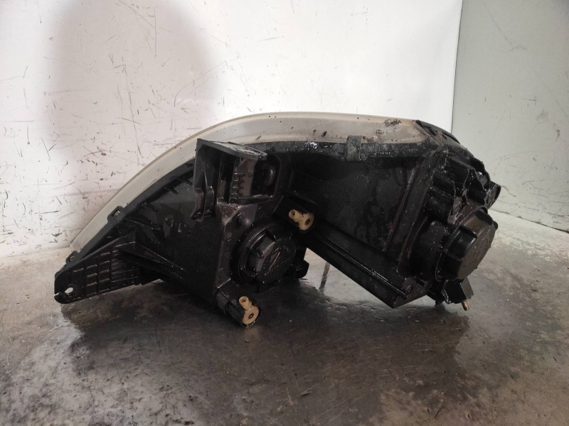 Recambio de faro derecho para ssangyong rexton 2.7 turbodiesel cat referencia OEM IAM   