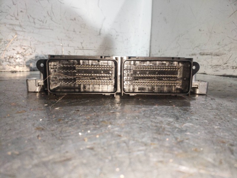 Recambio de centralita motor uce para ford kuga (cbs) 2.0 tdci cat referencia OEM IAM 28560020 DS7112B684XC GV6112A650JC