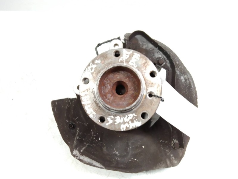 Recambio de mangueta delantera derecha para bmw serie 5 berlina (e39) 528i referencia OEM IAM   