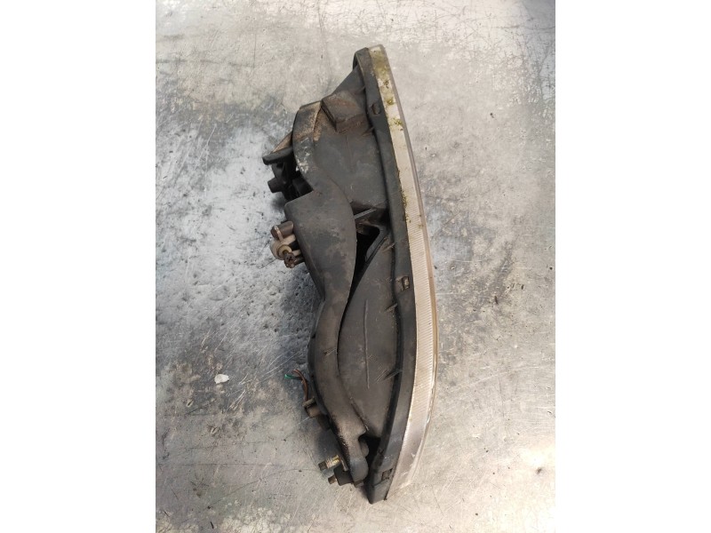 Recambio de faro antiniebla izquierdo para ssangyong rexton 2.7 turbodiesel cat referencia OEM IAM   