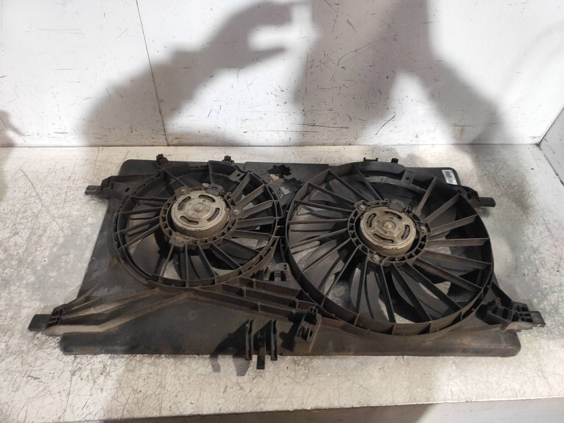 Recambio de electroventilador para renault master kombi l1h1 3,0t referencia OEM IAM 214810239R 5020592 