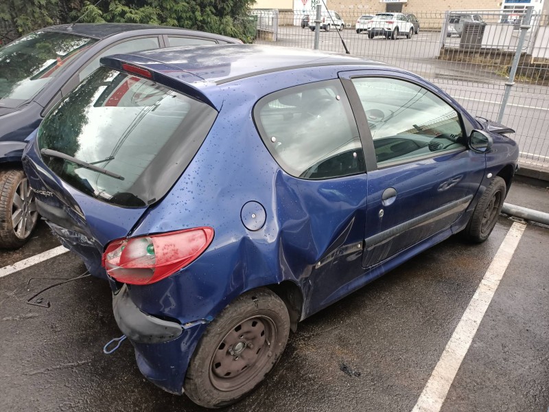 peugeot 206 berlina del año 1999