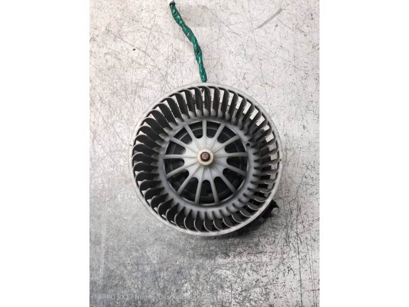 Recambio de motor calefaccion para opel astra j sports tourer 1.7 16v cdti referencia OEM IAM U7253002  