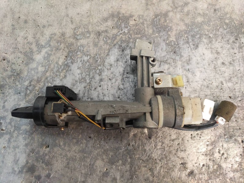 Recambio de conmutador de arranque para ssangyong rexton 2.7 turbodiesel cat referencia OEM IAM 8697008110  