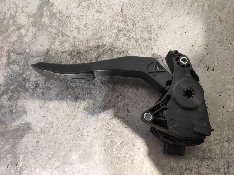 Recambio de potenciometro pedal para renault master kombi l1h1 3,0t referencia OEM IAM 8200672367C 6PV00997800 
