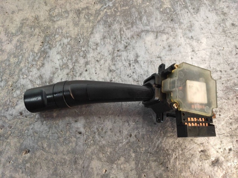 Recambio de mando limpia para ssangyong rexton 2.7 turbodiesel cat referencia OEM IAM   