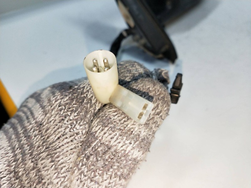 Recambio de retrovisor izquierdo para saab 9000 / 9000 cs 2.3 cat referencia OEM IAM   ELECTRICO