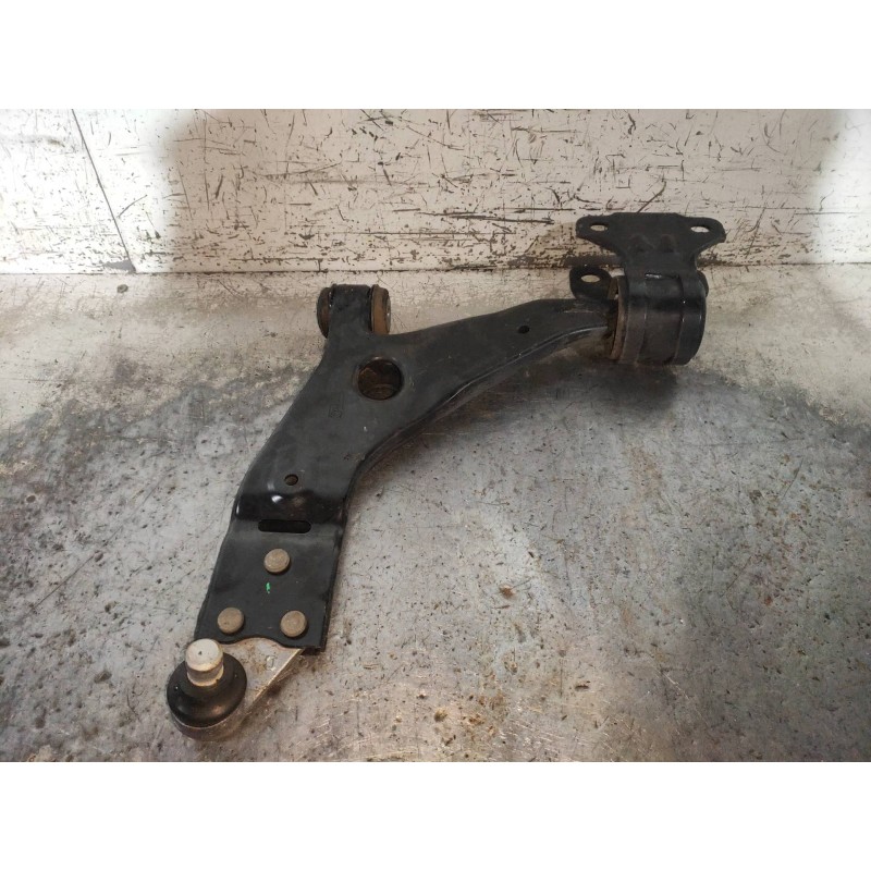 Recambio de brazo suspension inferior delantero izquierdo para ford kuga (cbs) 2.0 tdci cat referencia OEM IAM   