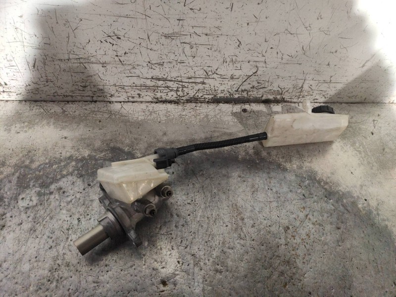 Recambio de bomba freno para ford kuga (cbs) 2.0 tdci cat referencia OEM IAM DV612140G  