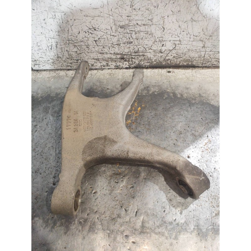 Recambio de brazo suspension inferior trasero derecho para audi a5 coupe (8t) 2.7 tdi referencia OEM IAM 8K0505312J  
