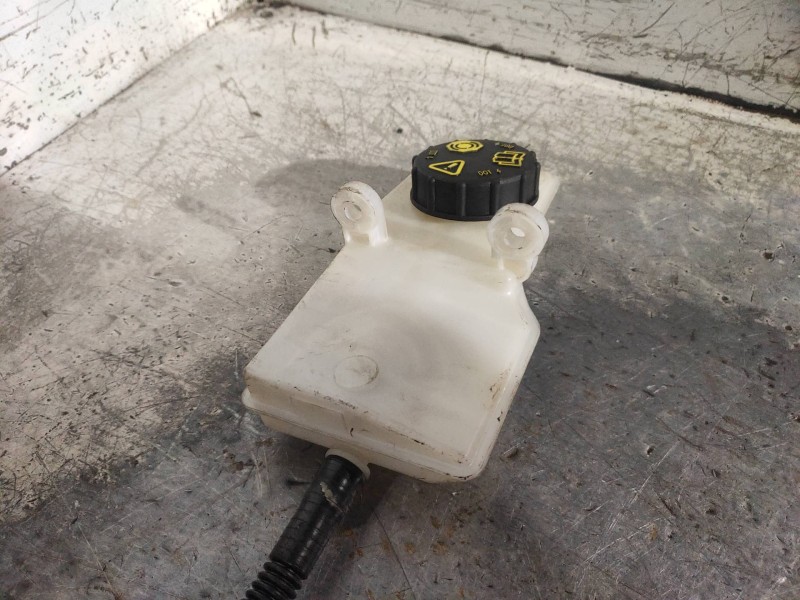 Recambio de bomba freno para ford kuga (cbs) 2.0 tdci cat referencia OEM IAM DV612140G  