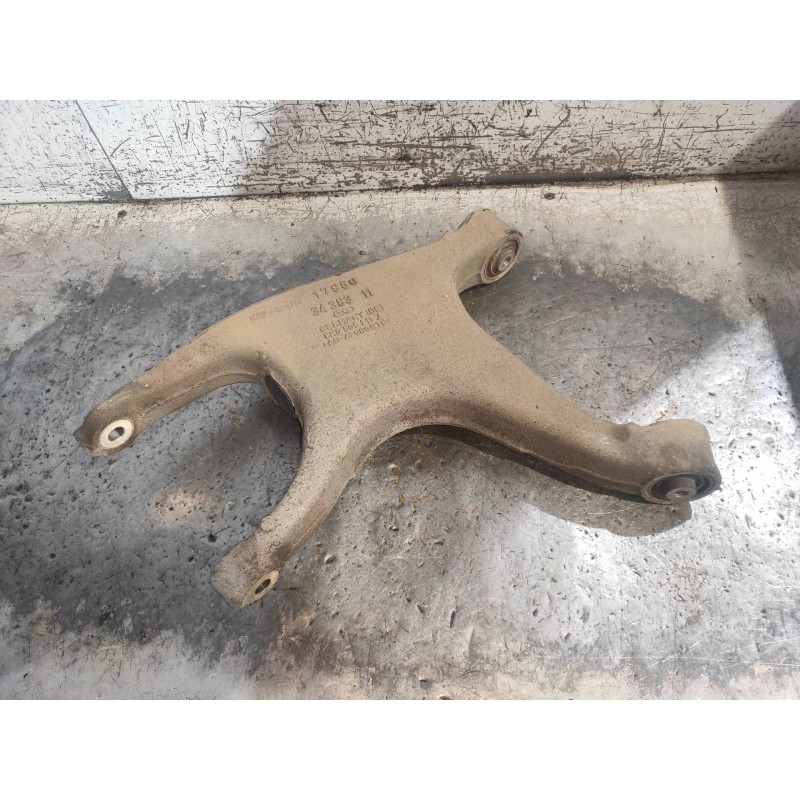 Recambio de brazo suspension inferior trasero izquierdo para audi a5 coupe (8t) 2.7 tdi referencia OEM IAM   