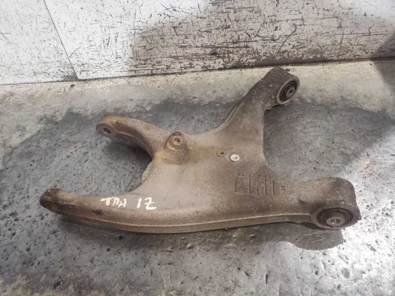 Recambio de brazo suspension inferior trasero izquierdo para audi a5 coupe (8t) 2.7 tdi referencia OEM IAM   