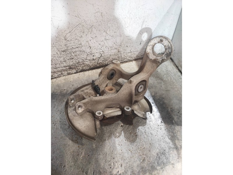 Recambio de mangueta trasera derecha para audi a5 coupe (8t) 2.7 tdi referencia OEM IAM   